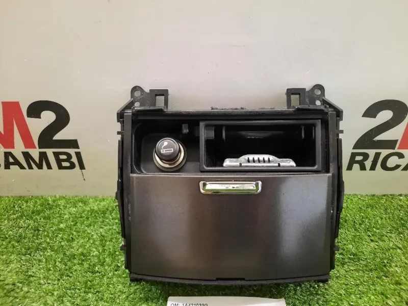 Portellino Posacenere 1A421032G Lexus Serie IS II 2006