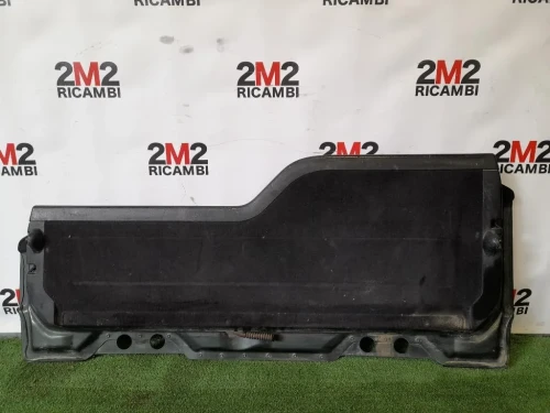 Portello Inferiore POST PROTEZIONE PORTELLONE INFERIORE Land Rover Discovery III 2005