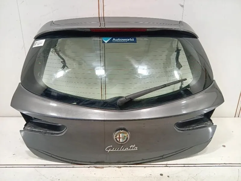 Portello POST 6000634833 BAULE Alfa Romeo Giulietta 2010