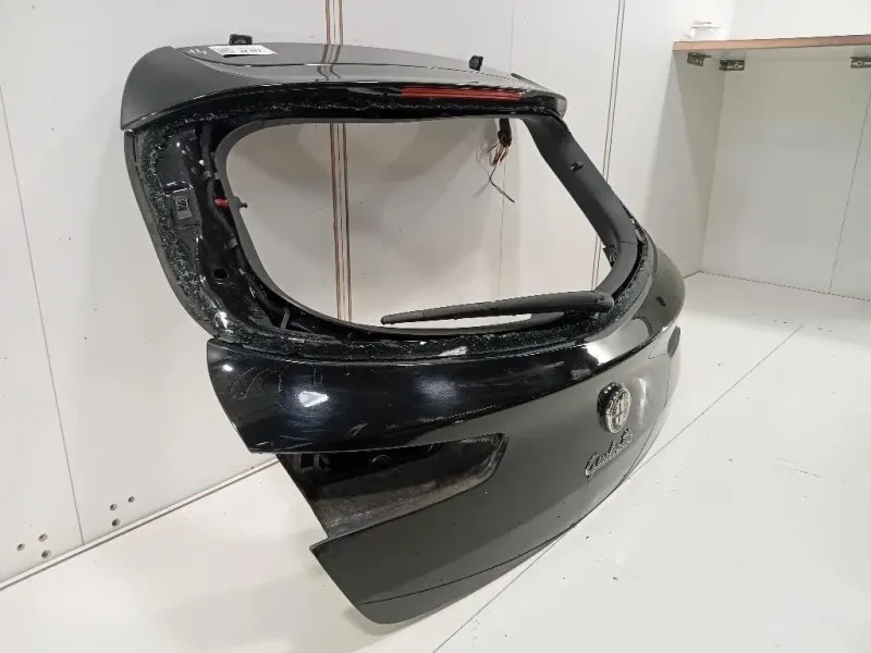 Portello POST Alfa Romeo Giulietta 2010