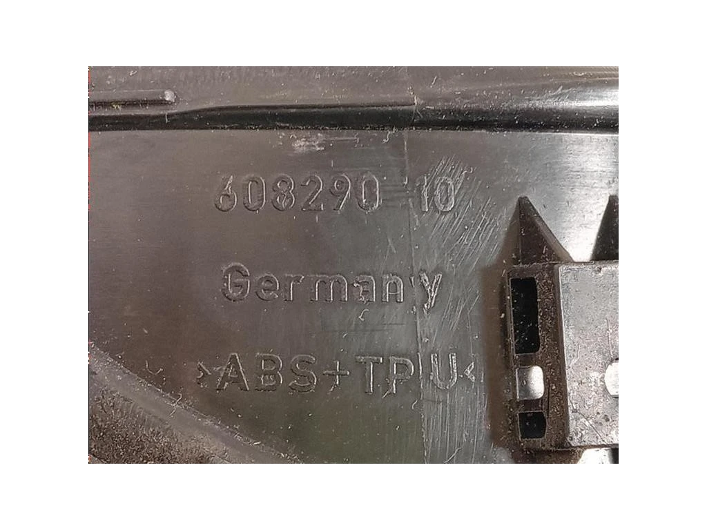 Copertura Pedana Battitacco ANT SX 608290 10 Bmw Serie 1 E81 Berlina 2005