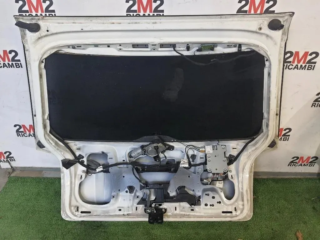 Portello POST 8P3827023T Audi A3 8P1 2004