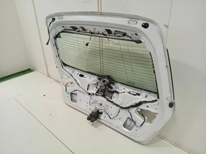 Portello POST 8V4827025D Audi A3 8VA Sportback 2012