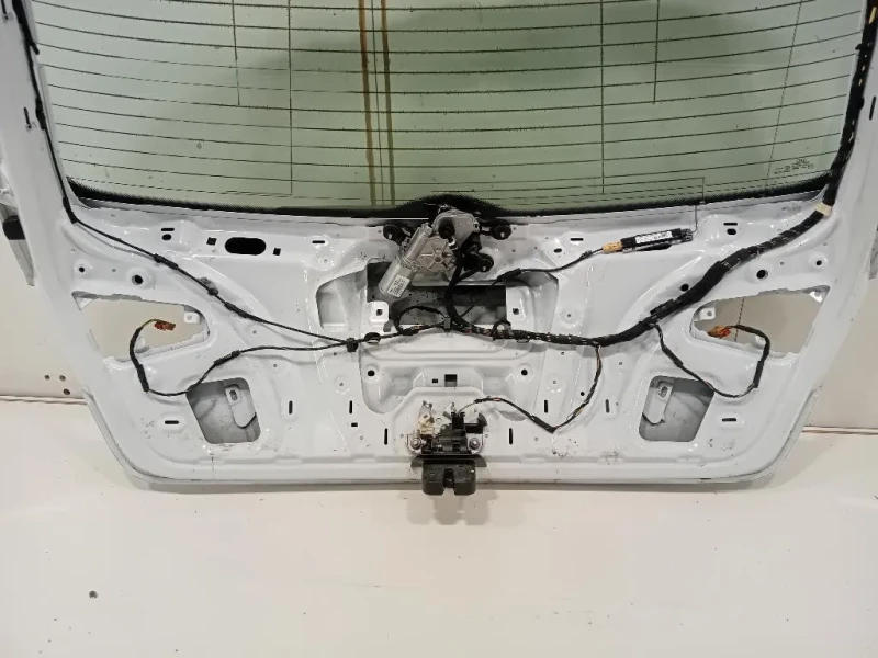 Portello POST 8V4827025D Audi A3 8VA Sportback 2012