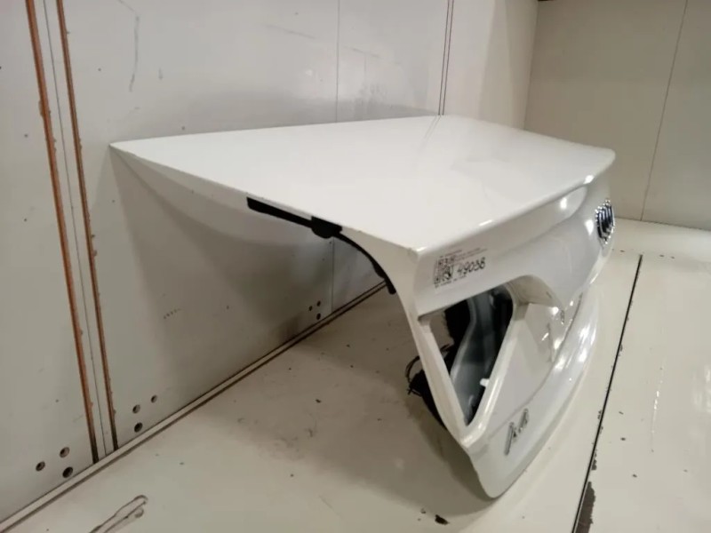 Portello POST 8K5827023AE Audi A4 8K2 2008