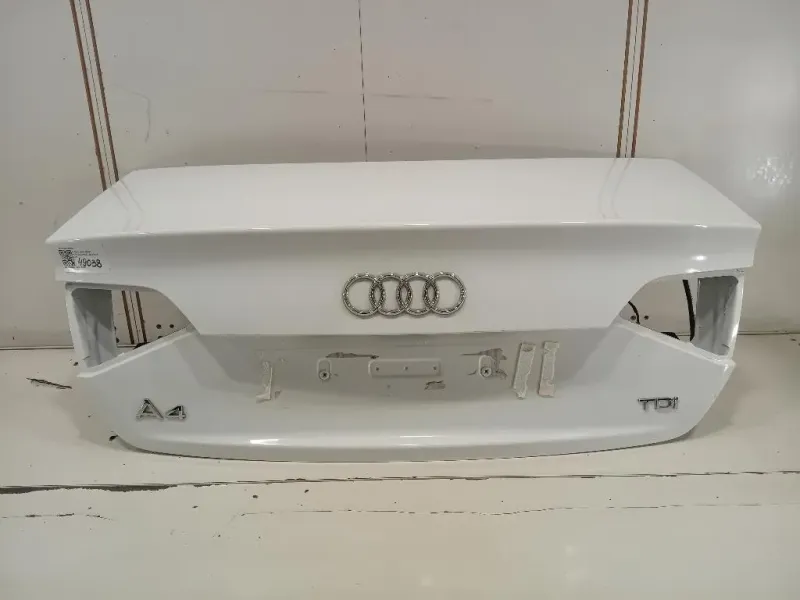 Portello POST 8K5827023AE Audi A4 8K2 2008