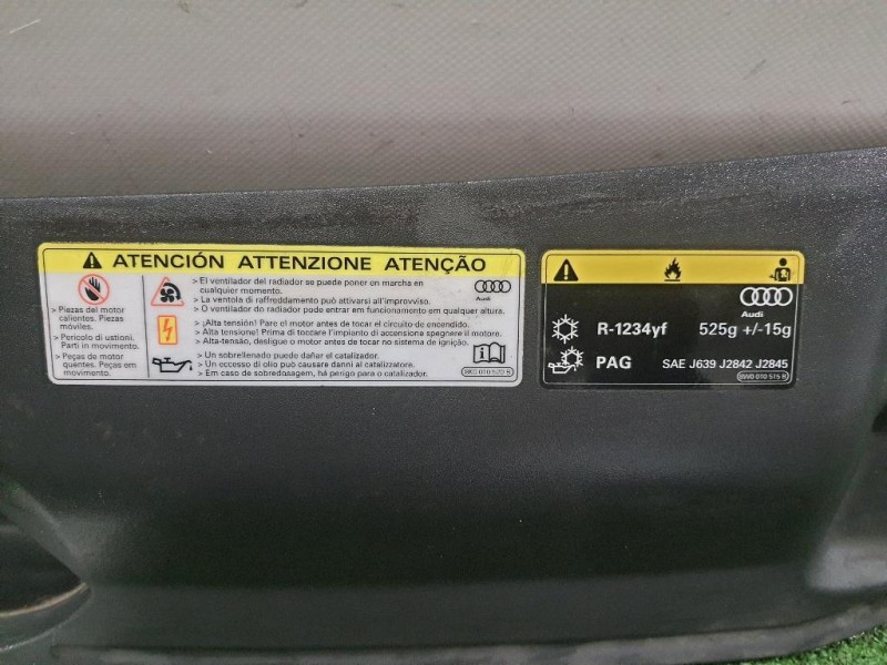 Copertura Plastica Serratura Cofano 8W0807081 Audi A4 8W2 2015