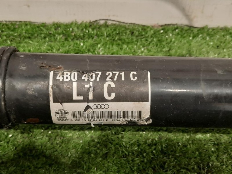 Portello POST 8W9837025 8W9827025 Audi A4 8W5 Avant 2015