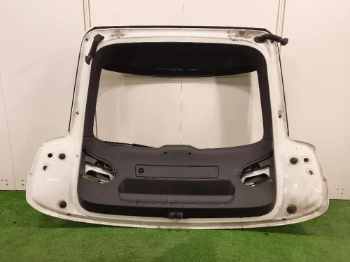 Portello POST  Audi Q3 8UB 2012