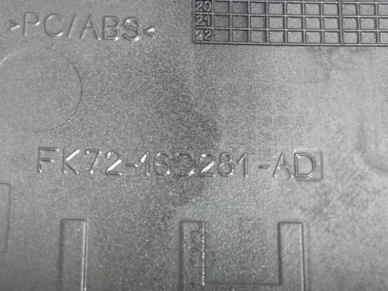 Copertura Posteriore Parafango ANT SX FK72-16D281-AD Land Rover Range Rover Sport III 2014