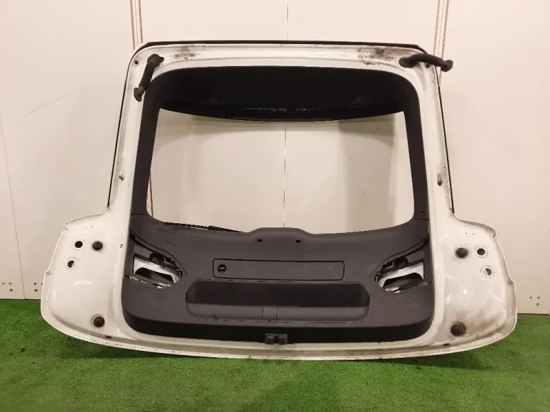 Portello POST Audi Q3 8UB 2012