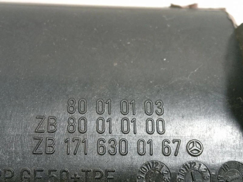 Copertura Serbatoio Carburante 1716300167 Mercedes Classe SLK R171 2004