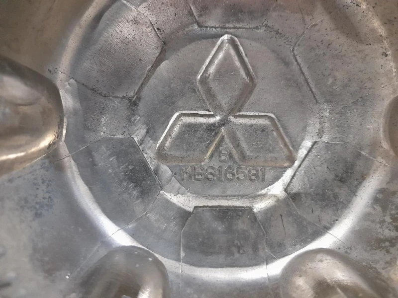 Coprimozzo Cerchio Ruota POST DX MB816581 Mitsubishi Pajero Sport 1998