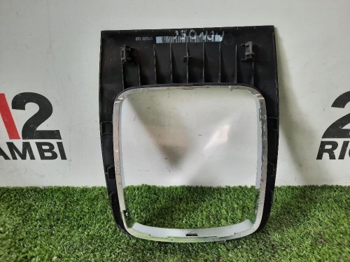 Cornice Abbellimento Cuffia LEVA Cambio 7S71 A044H82 Ford Mondeo IV SW 2007