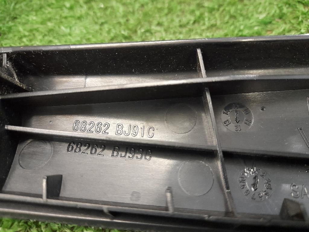 Cornice Abbellimento Cuffia LEVA Cambio 68262BJ91C Nissan Nv200 2009