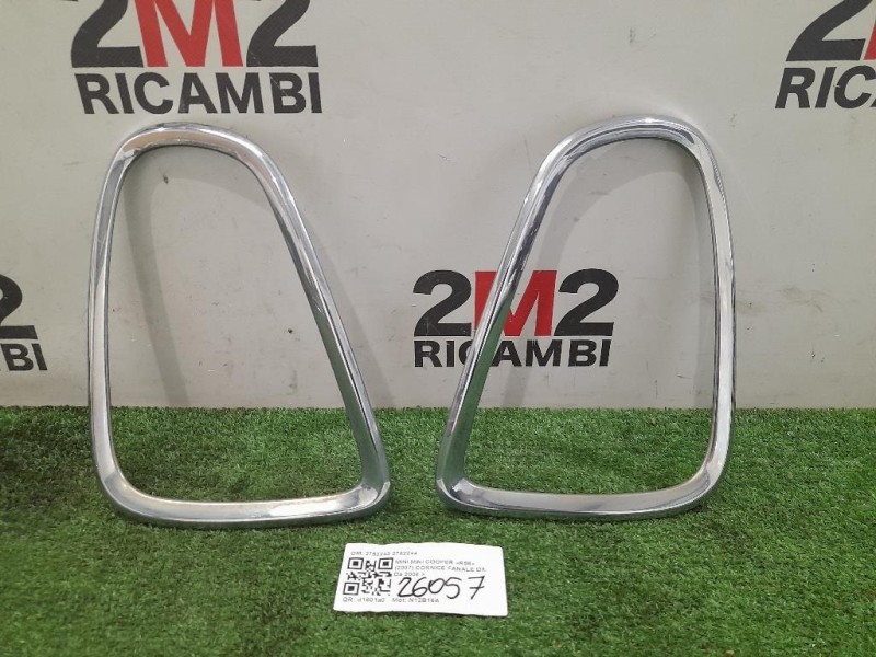 Cornice Fanale DX COPPIA 2752243 2752244 Mini MINI Cooper R56 2007