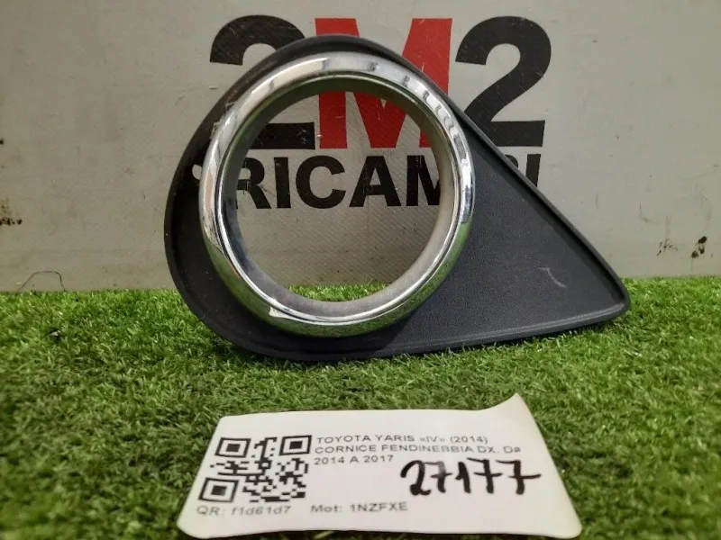 Cornice Fendinebbia DX Toyota Yaris IV 2014