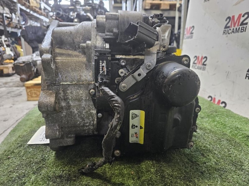 Cambio CZEA 0CW300041F00B Audi Q2 GAB 2016