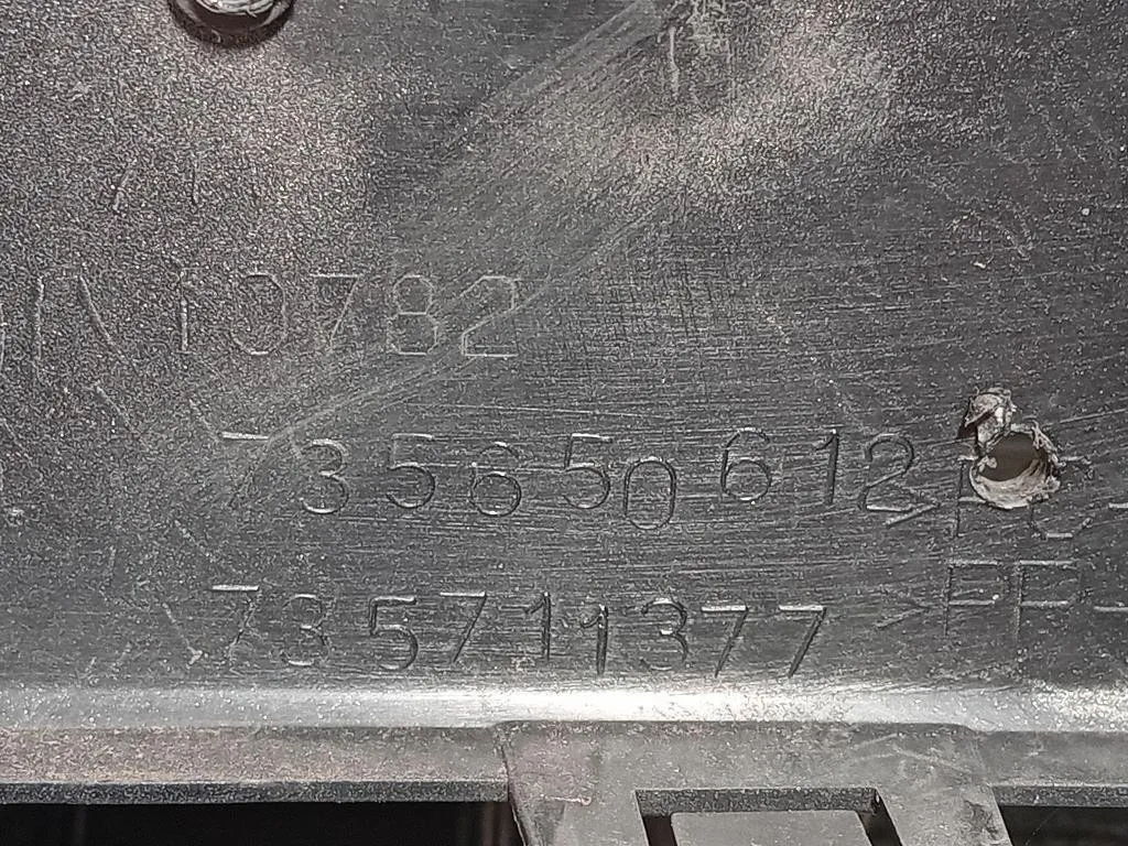 Cornice Griglia DI Ventilazione Paraurti ANT GRIGLIA Fiat 500L 2013