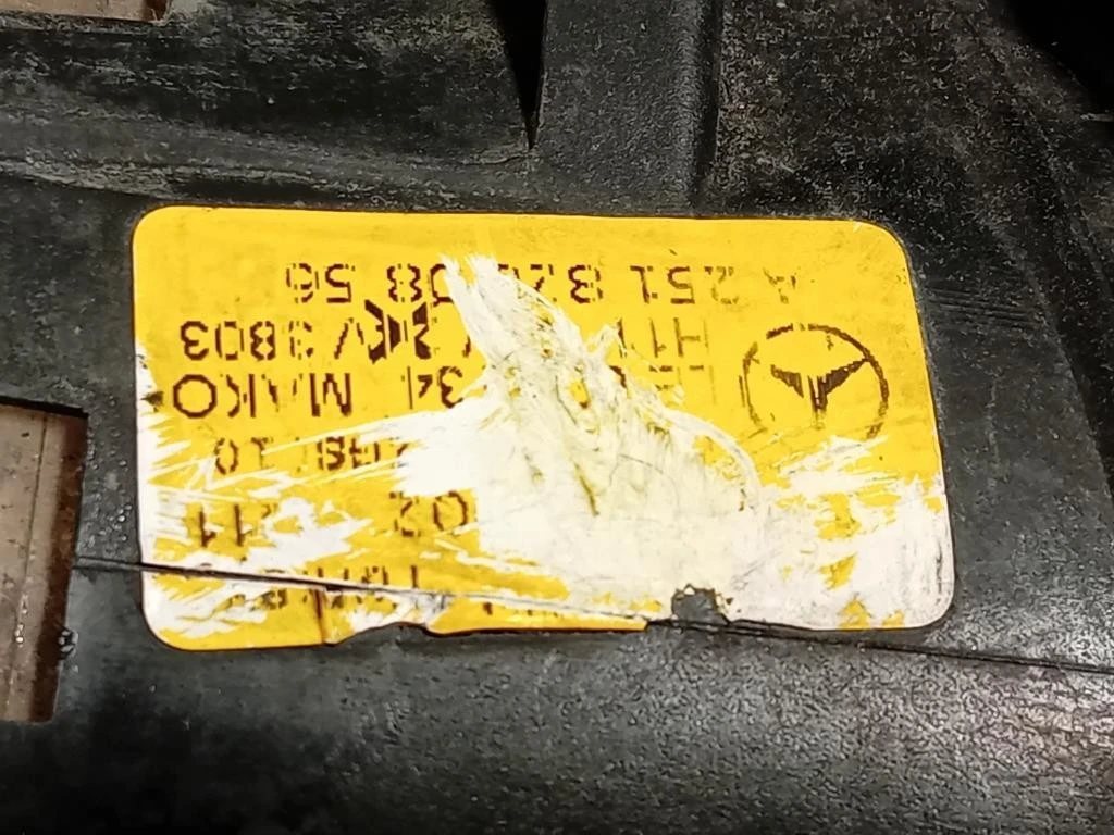 Cornice Griglia DI Ventilazione Paraurti ANT DX A 169 885 3022 Mercedes Classe B W245 2009