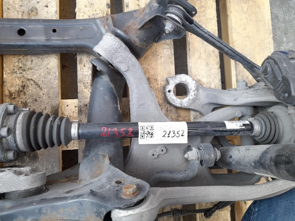 Portello POST 901003101R PORTELLO SPORTELLO BAULE COFANO Dacia Duster I 2014