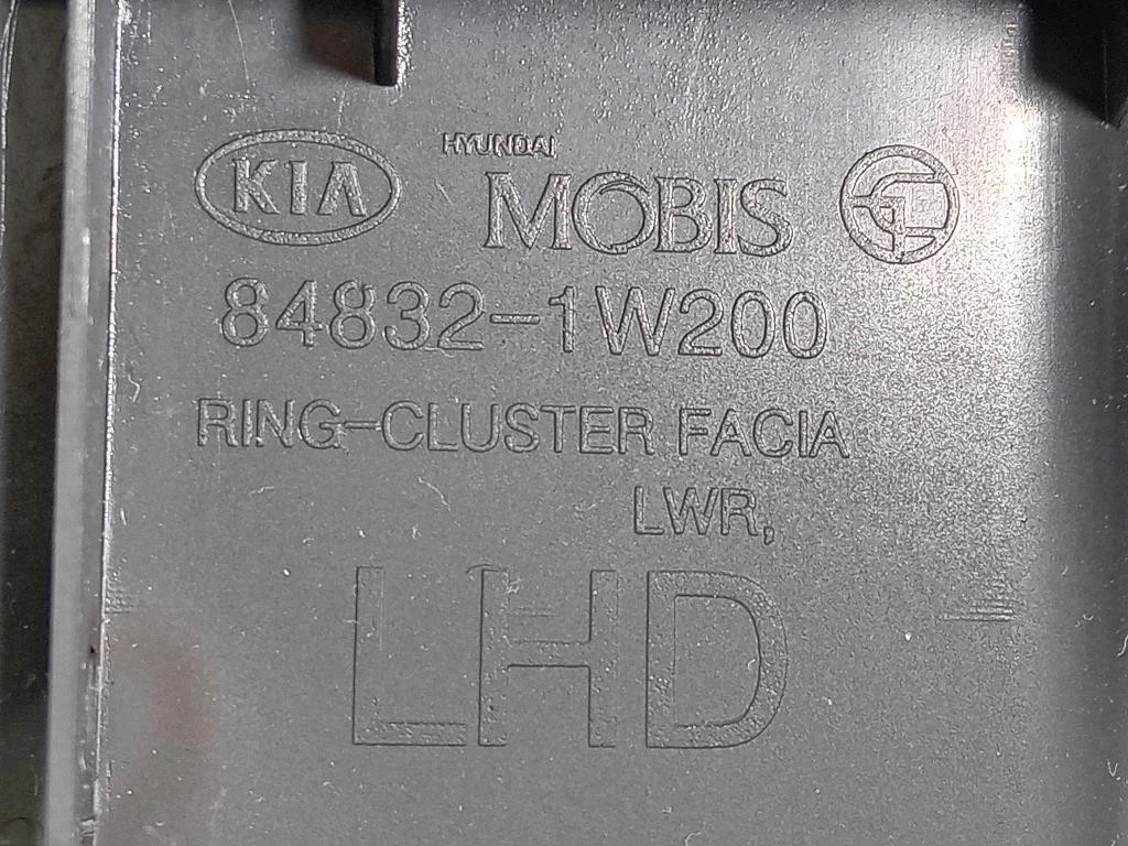 Cornice Quadro Strumenti 84832-1W200 Kia RIO III 2012