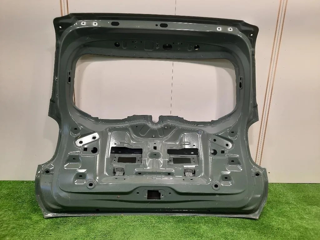 Portello POST PORTELLO PORTELLONE 901004742R Dacia Duster II 2018