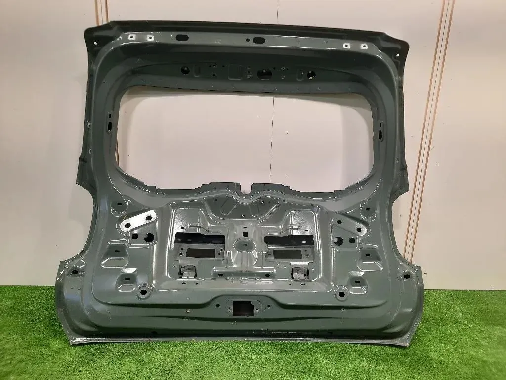 Portello POST PORTELLO PORTELLONE 901004742R Dacia Duster II 2018