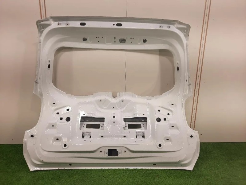 Portello POST PORTELLO PORTELLONE 901004742R Dacia Duster II 2018