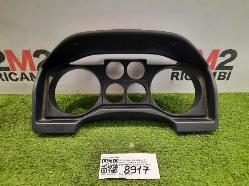 Cornice Quadro Strumenti MR402460 CORNICE Mitsubishi Pajero III 2000
