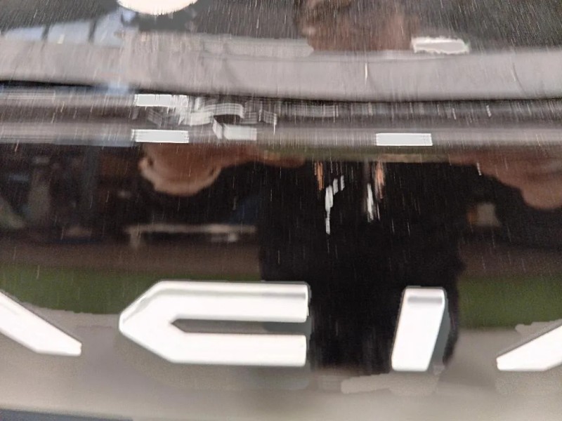 Portello POST 901004742R Dacia Duster II 2018