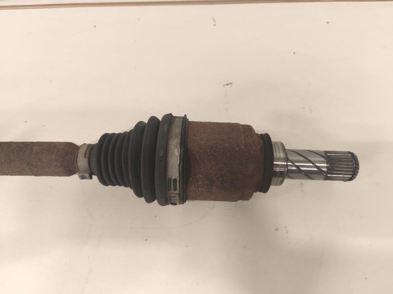 Portello POST 901004742R Dacia Duster II 2018 Portello POST 901004742R Dacia Duster II 2018