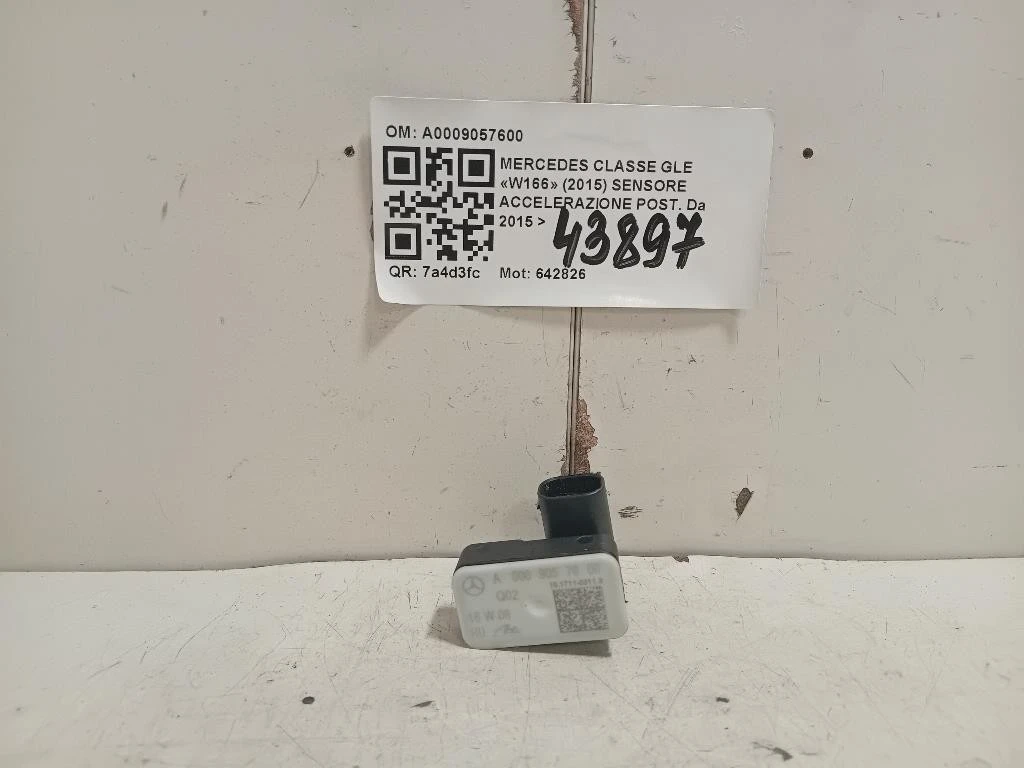 Sensore Accelerazione POST A0009057600 Mercedes Classe GLE W166 2015