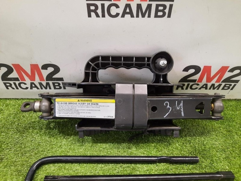 CRIC Martinetto 52110391AA Jeep Cherokee III 2002