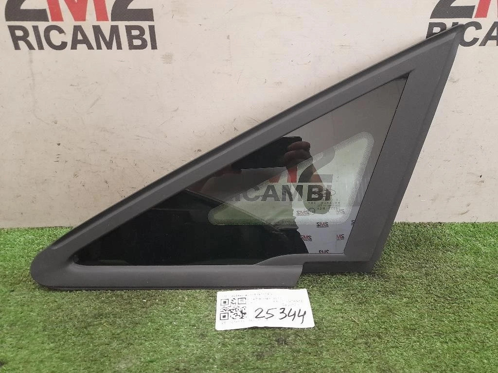 Cristallo Fisso Montante Parabrezza SX 1866668 AV11R29711AG Ford B-max 2012