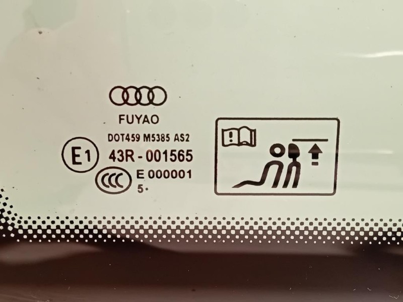 Cristallo Fisso Parafango POST DX 8W9845298A Audi A4 8W5 Avant 2015