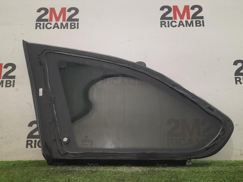 Cristallo Fisso Parafango POST DX E000184 Bmw Serie 1 E82 Coupe 2005