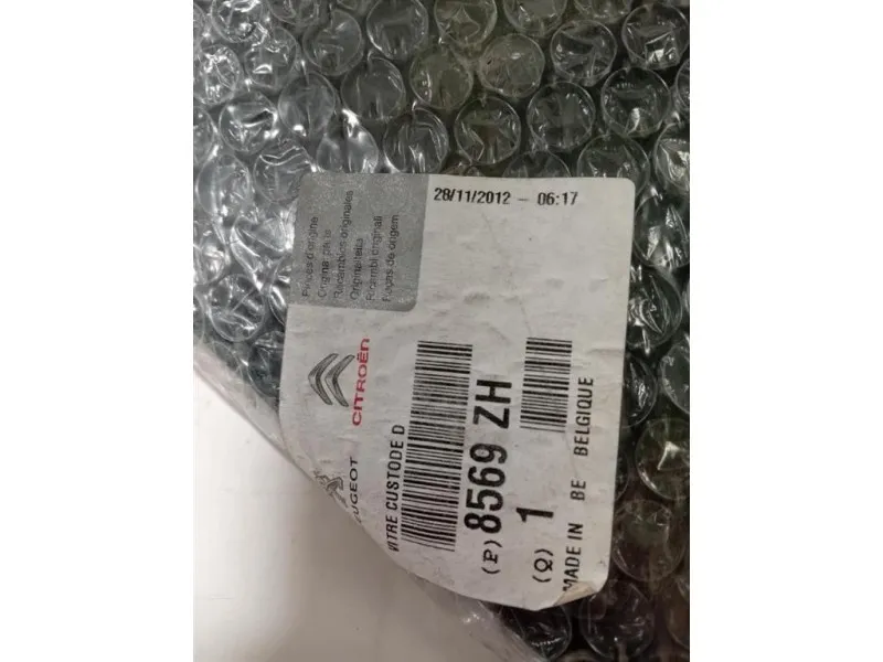 Cristallo Fisso Parafango POST DX 8569ZH Citroen DS3 2010