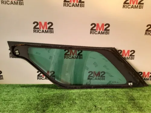 Cristallo Fisso Parafango POST DX 8569ZH Citroen DS3 2010