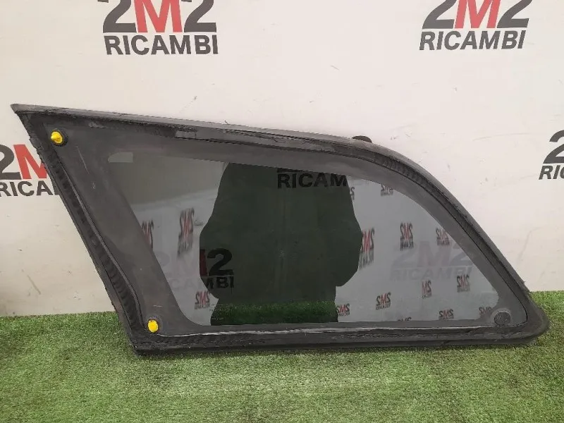 Cristallo Fisso Parafango POST DX Fiat Freemont 2011