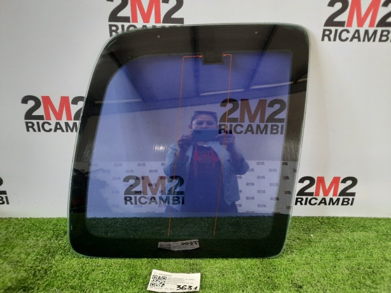 Cristallo Fisso Parafango POST DX K55235922AD Jeep Cherokee III 2002