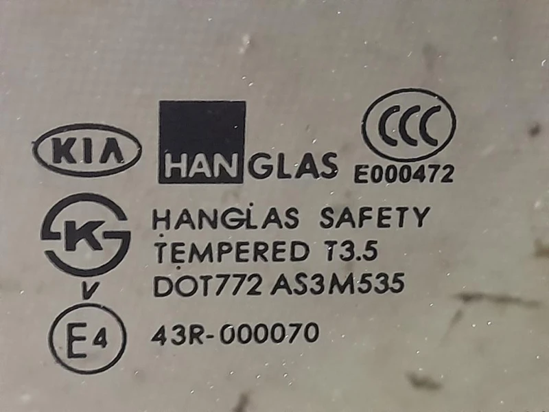 Cristallo Fisso Parafango POST DX 43R000070 Kia Sorento II 2006