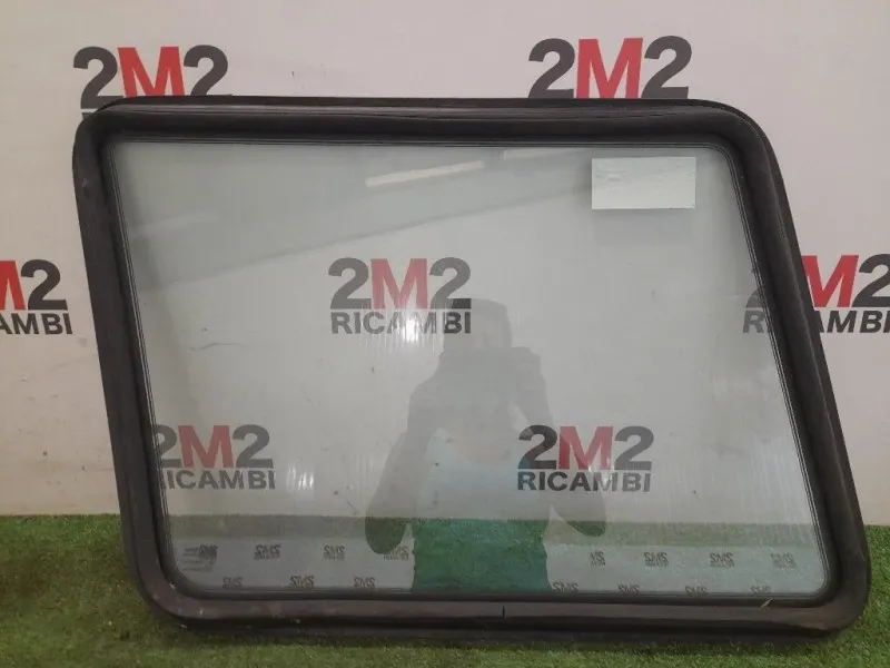 Cristallo Fisso Parafango POST DX AWR3290 Land Rover Discovery I 1990