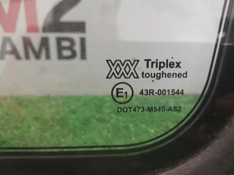 Cristallo Fisso Parafango POST DX AWR3290 Land Rover Discovery I 1990