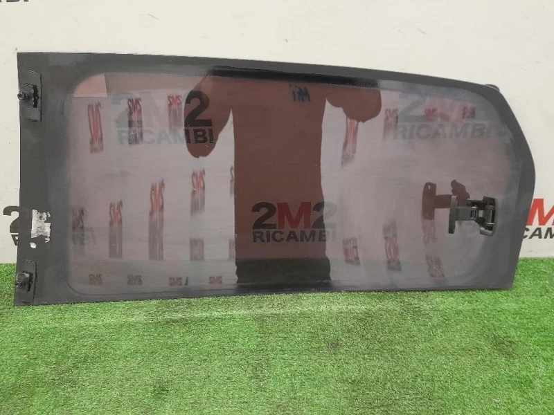 Cristallo Fisso Parafango POST DX 1ST845042LNVB Seat MII 2012