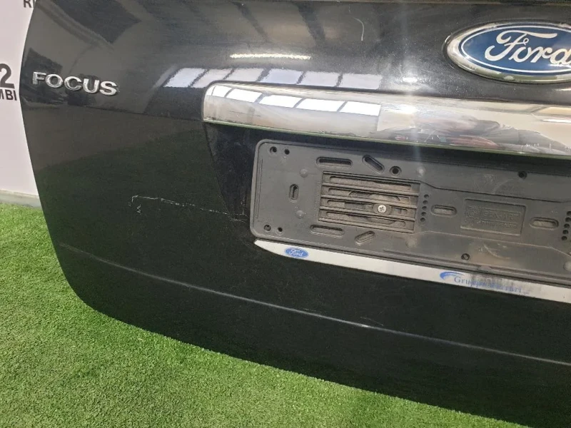 Portello POST 1353385 Ford Focus III SW 2008