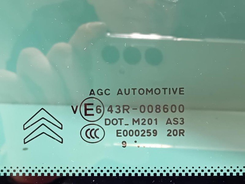 Cristallo Fisso Parafango POST SX 8569ZK Citroen DS3 2010