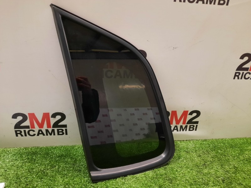 Cristallo Fisso Parafango POST SX 878102E020 Hyundai Tucson I 2005