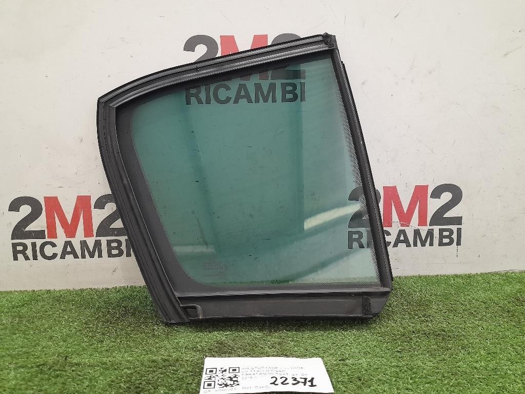 Cristallo Fisso Parafango POST SX Kia Sportage IV 2016