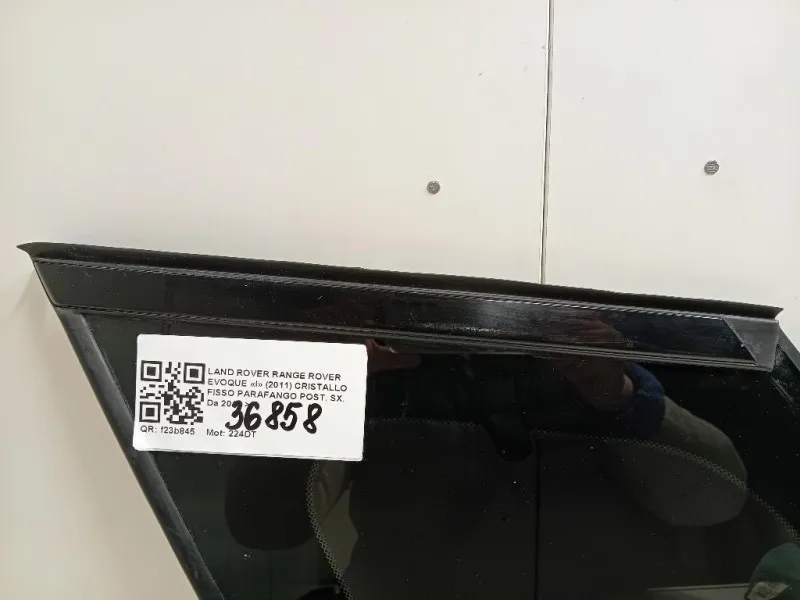 Cristallo Fisso Parafango POST SX Land Rover Range Rover Evoque I 2011